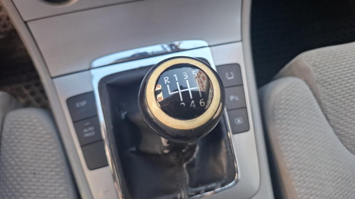 volkswagen-passat-2006-diesel-1968cc