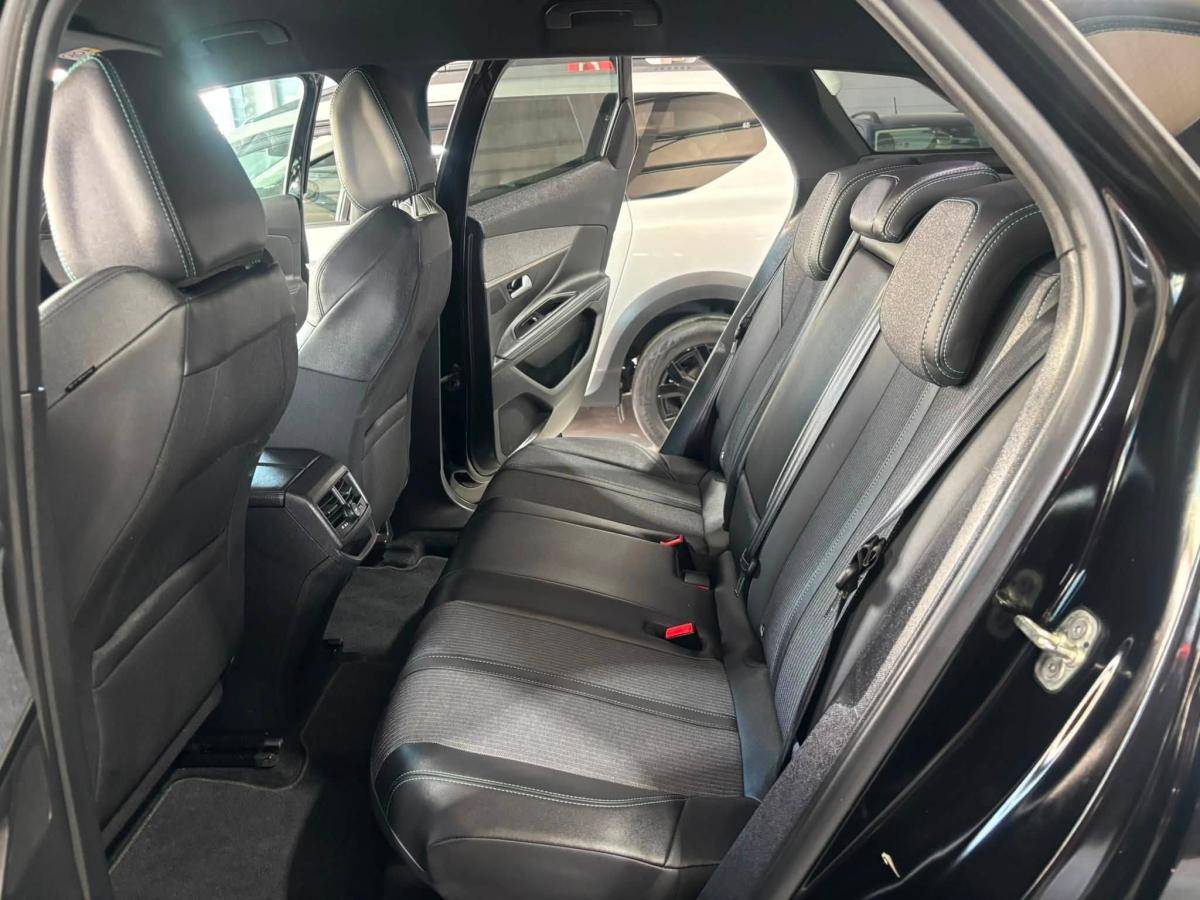 peugeot-3008-2023-gasolina-1199cc