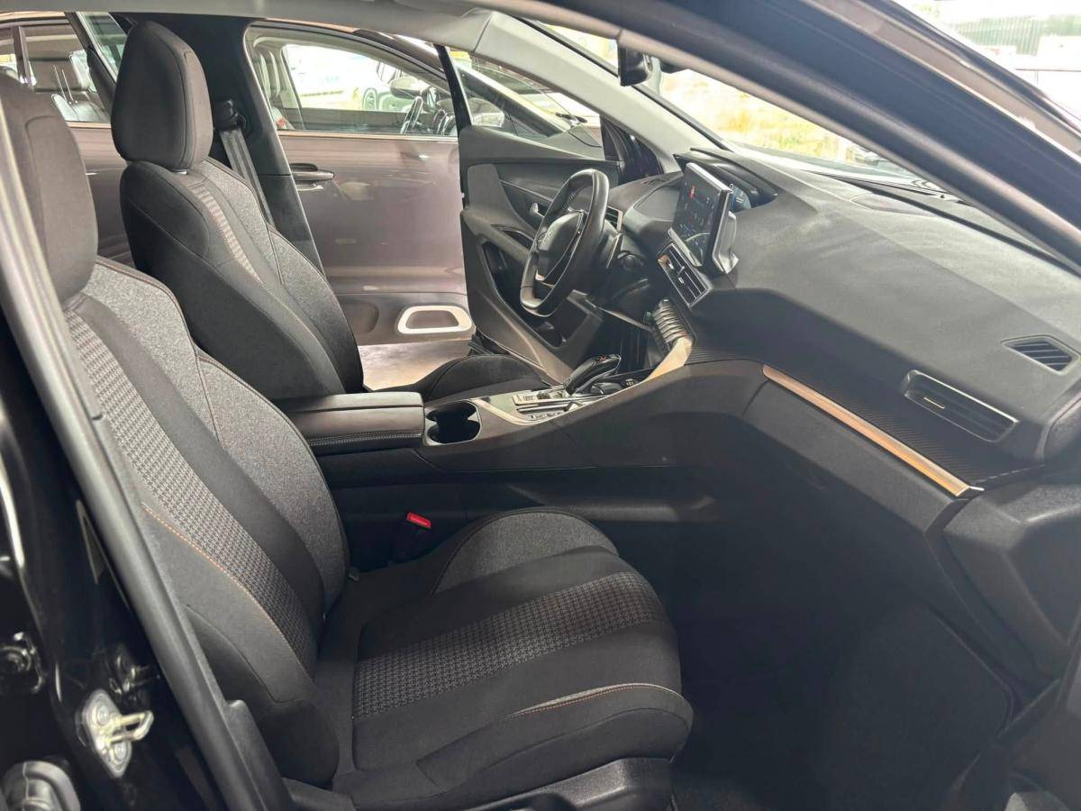 peugeot-3008-2022-gasolina-1199cc