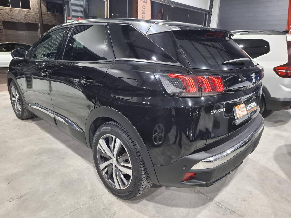 peugeot-3008-2022-hibrido-a-gasolina-1598cc