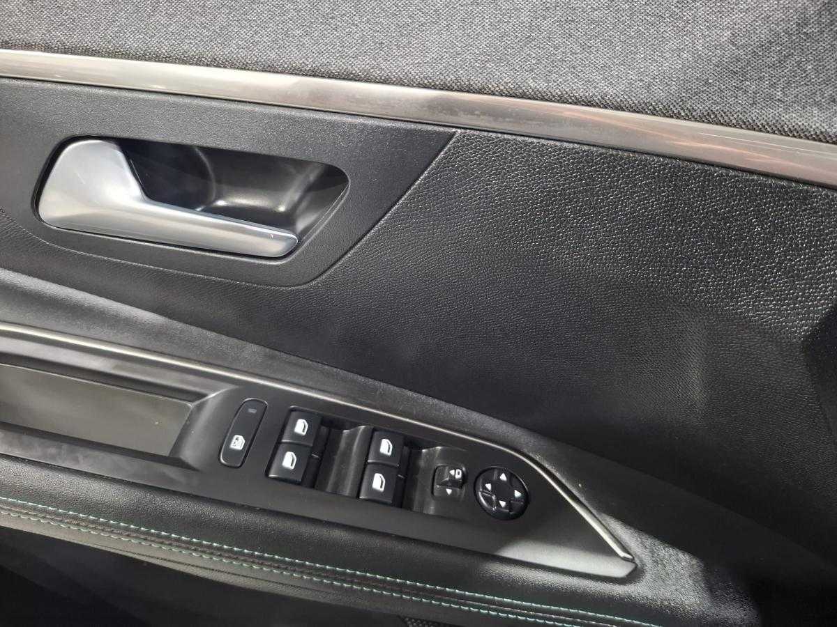 peugeot-3008-2022-hibrido-a-gasolina-1598cc