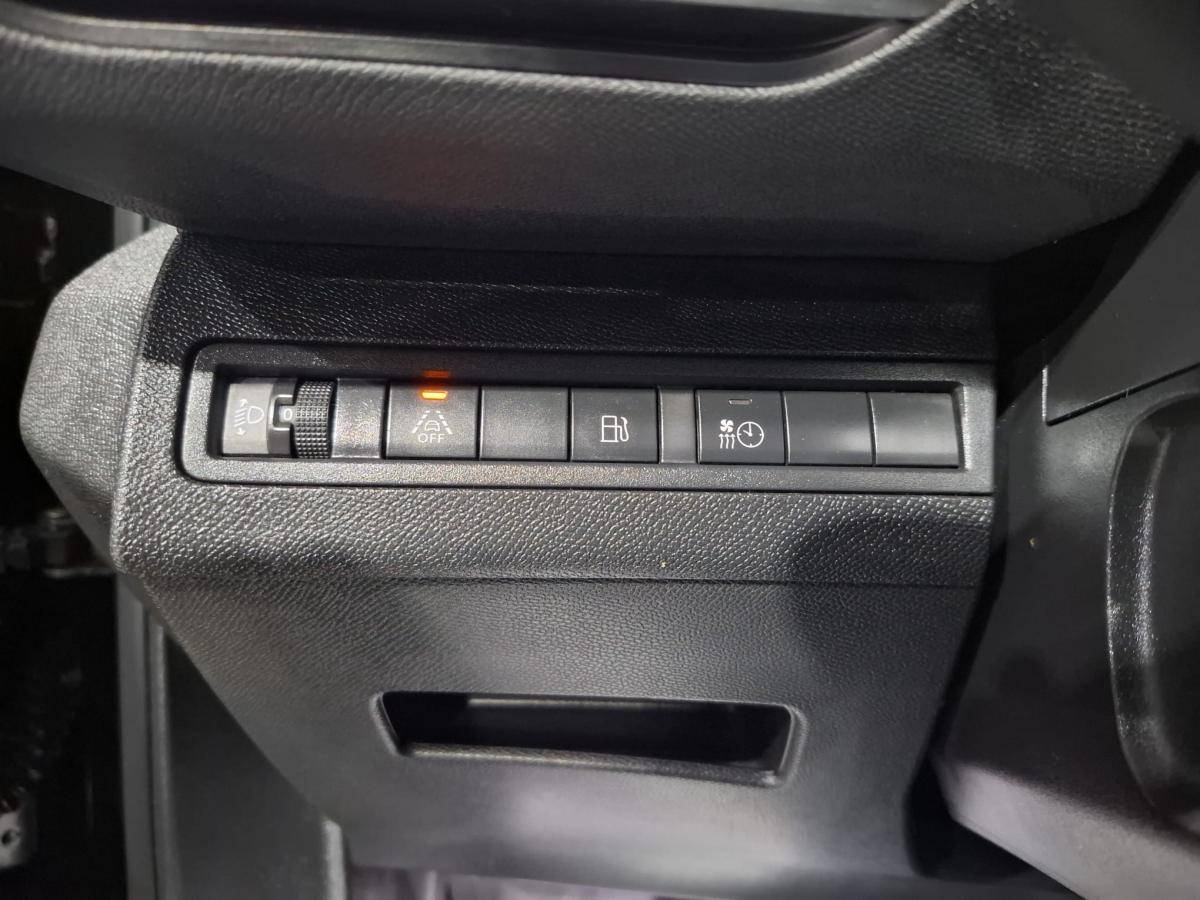 peugeot-3008-2022-hibrido-a-gasolina-1598cc