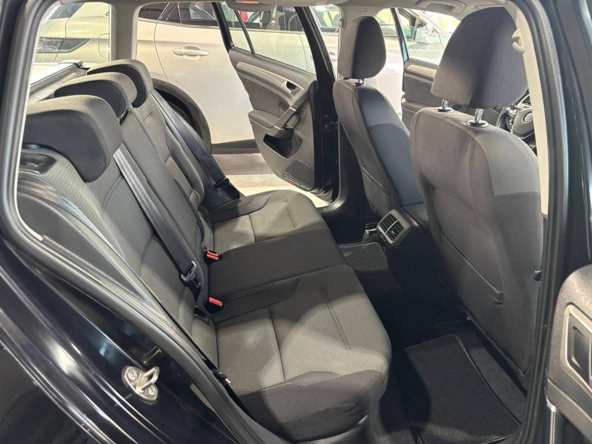 volkswagen-golf-variant-2016-diesel-1598cc