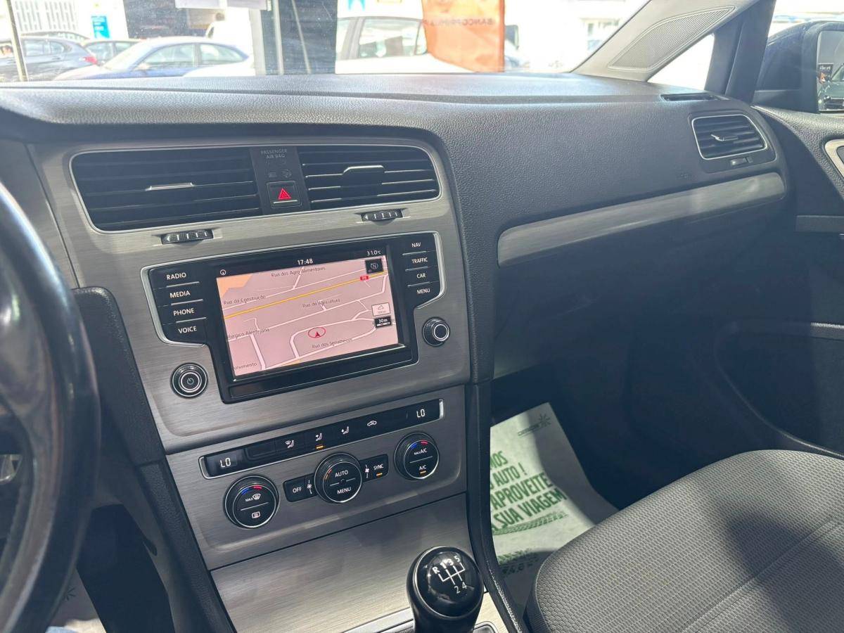 volkswagen-golf-variant-2016-diesel-1598cc