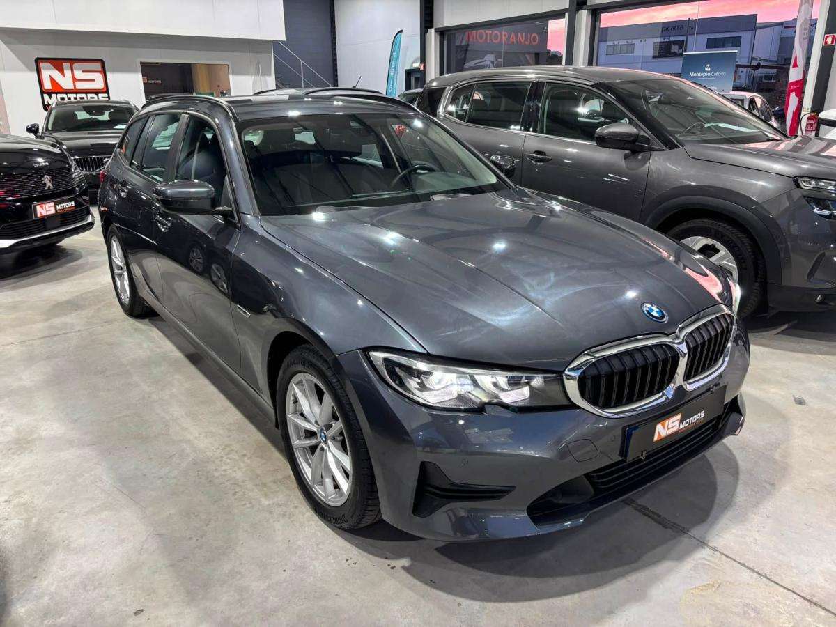 bmw-serie-3-2022-hibrido-a-gasolina-1998cc