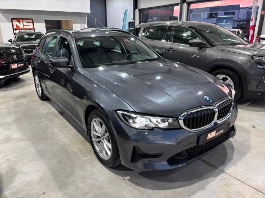 bmw-serie-3-2022-hibrido-a-gasolina-1998cc