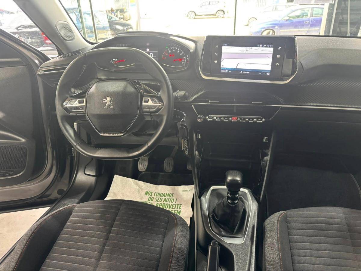 peugeot-2008-2021-gasolina-1199cc