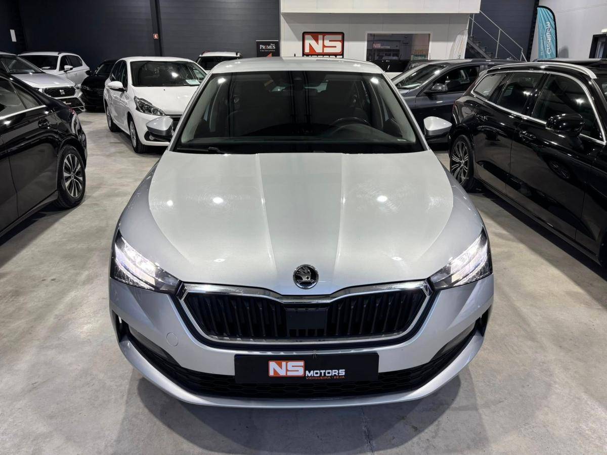 skoda-scala-2023-gasolina-999cc