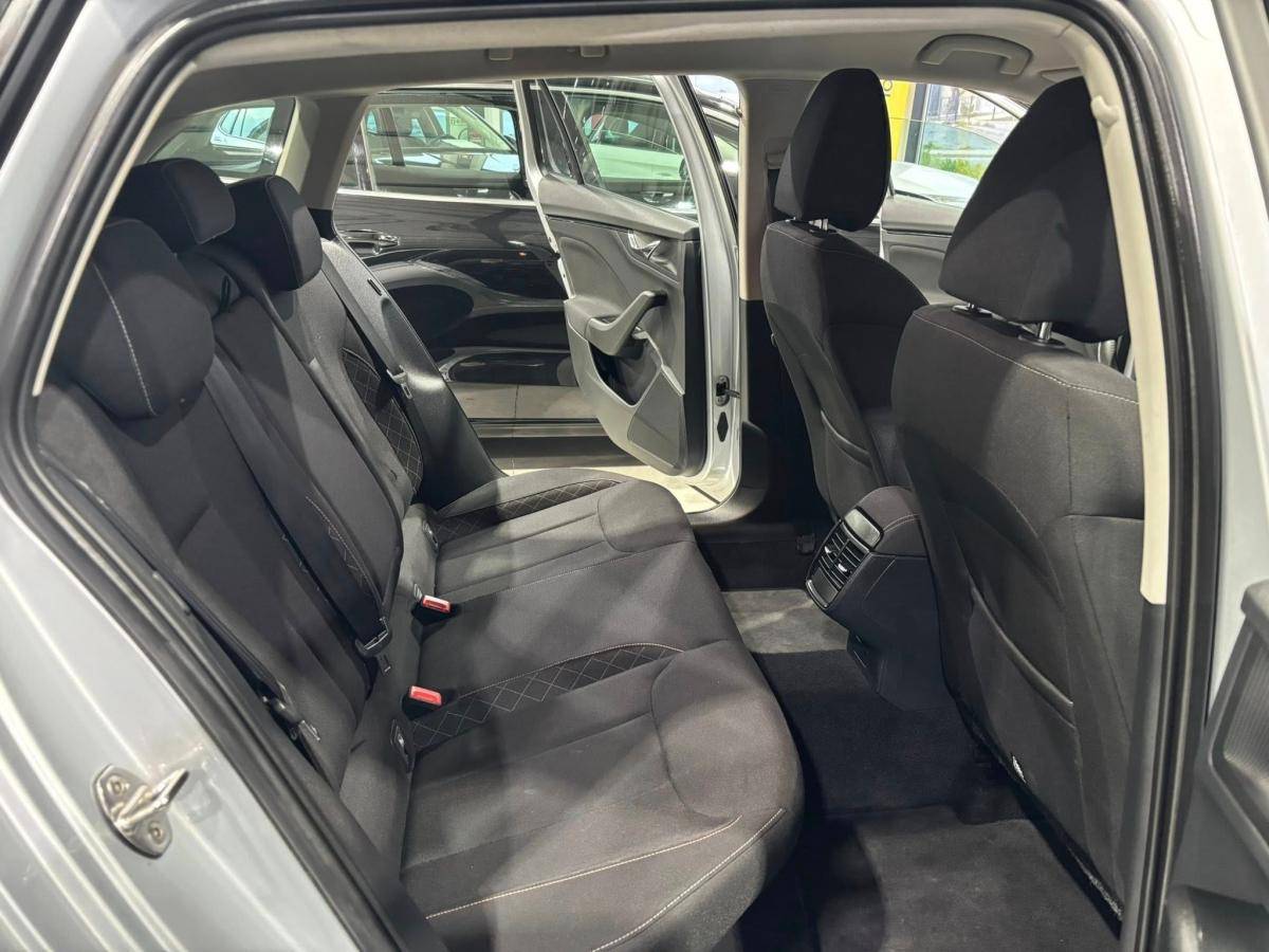 skoda-scala-2023-gasolina-999cc