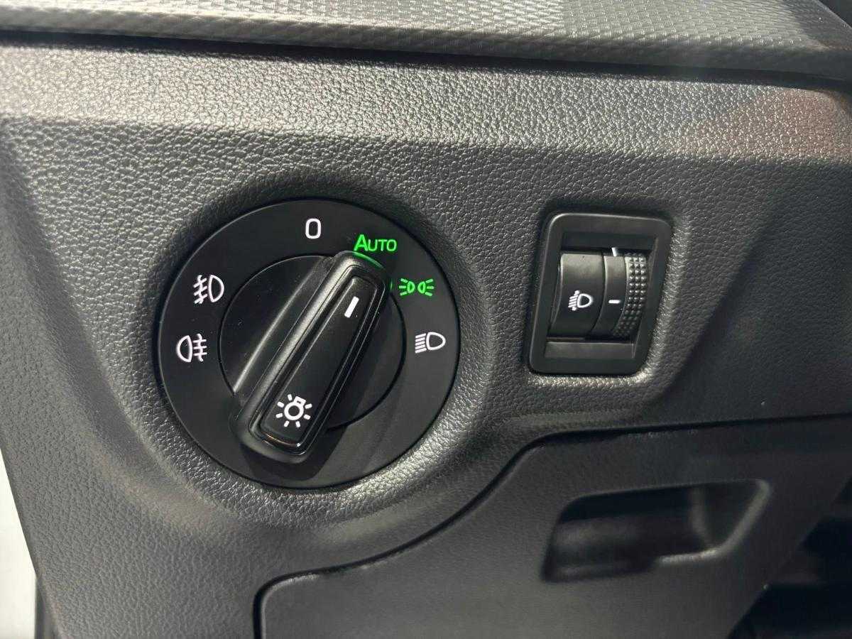 skoda-scala-2023-gasolina-999cc