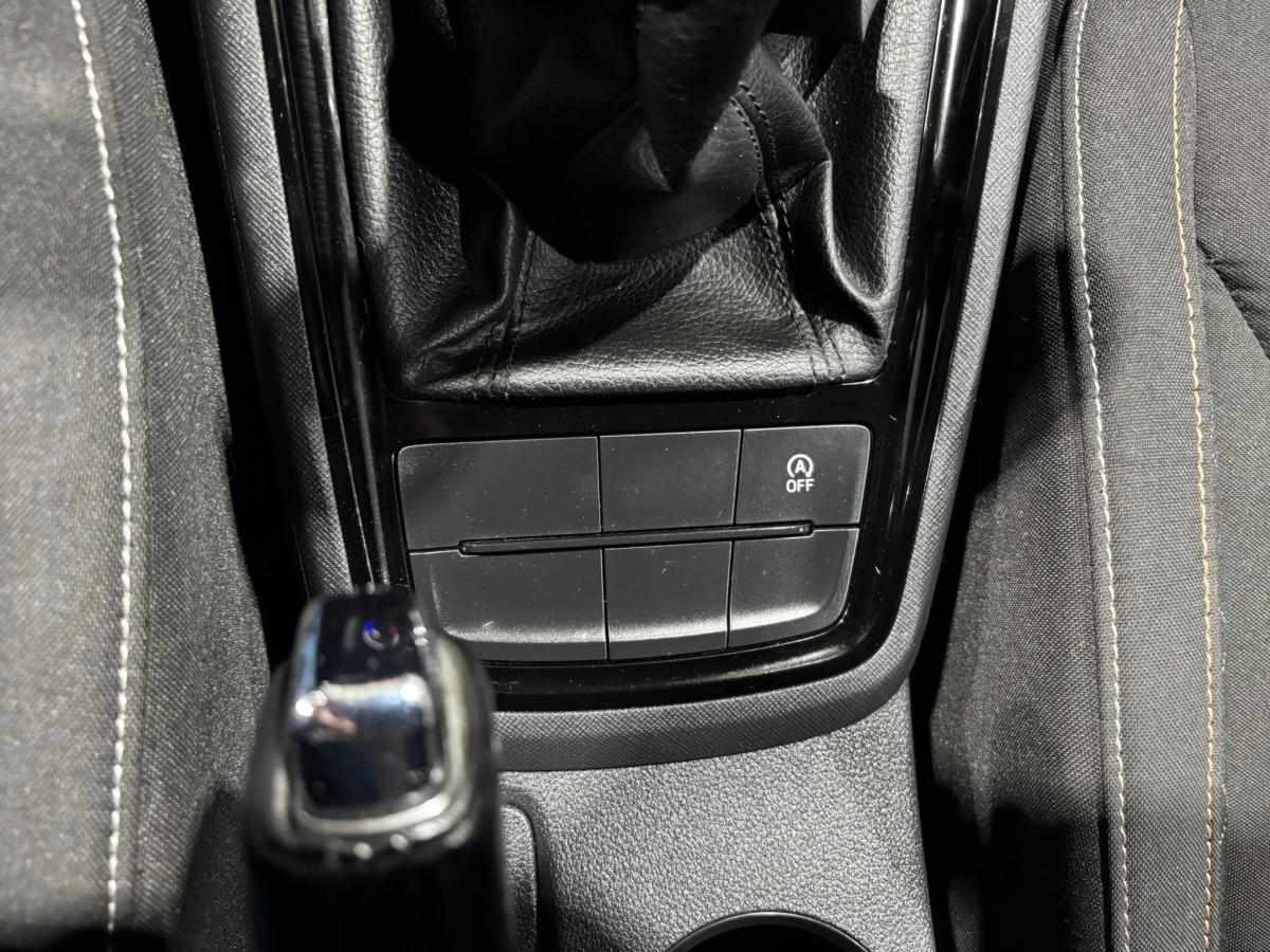 skoda-scala-2023-gasolina-999cc
