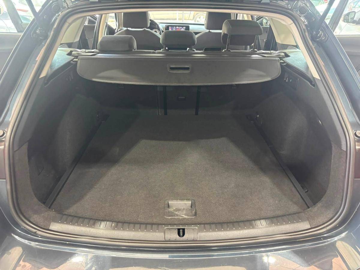 seat-leon-st-2023-diesel-1968cc