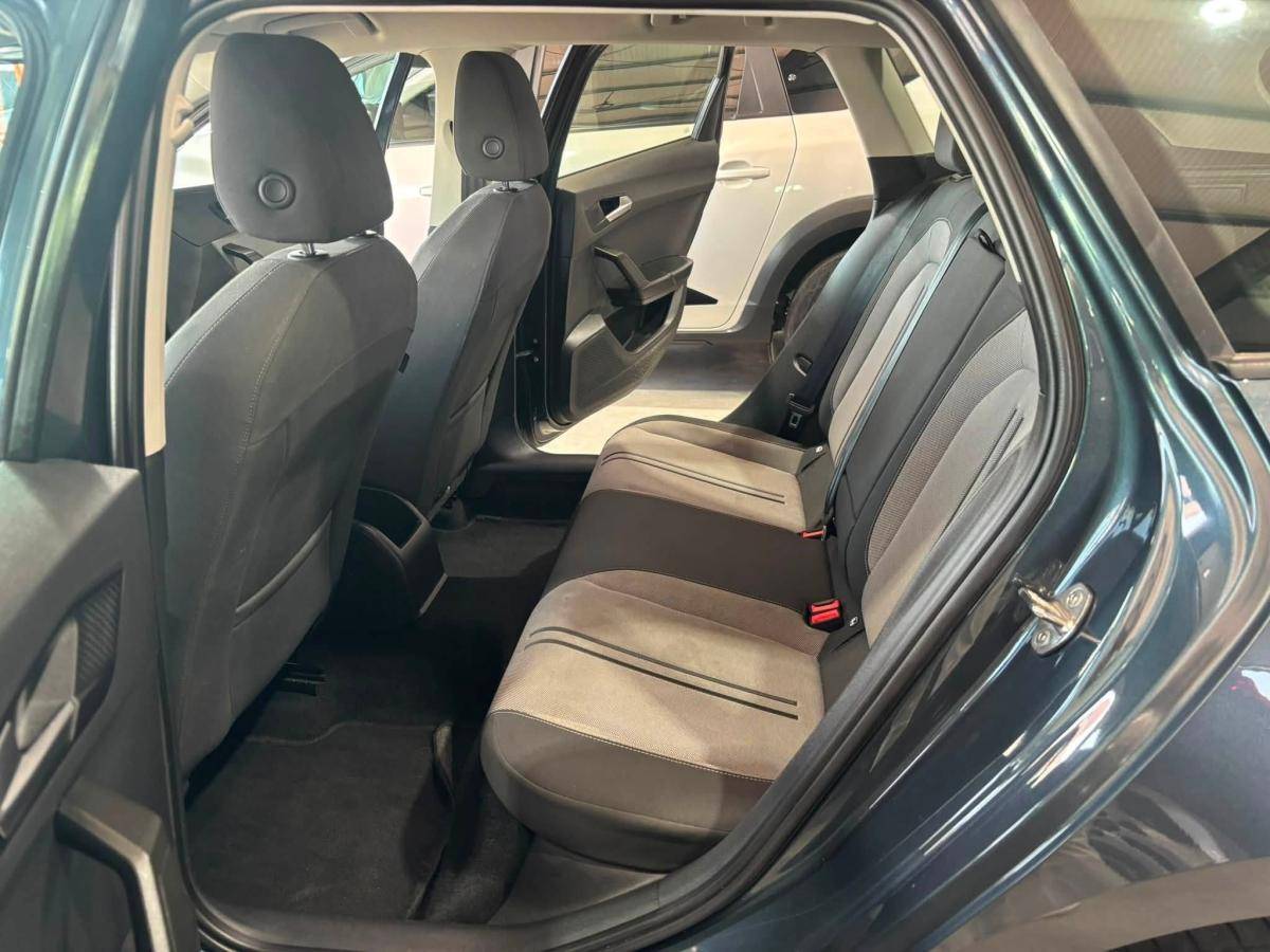 seat-leon-st-2023-diesel-1968cc