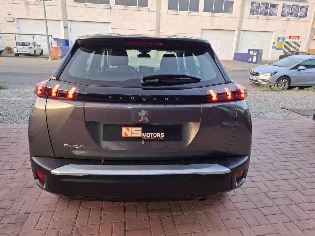 peugeot-2008-2022-gasolina-1199cc
