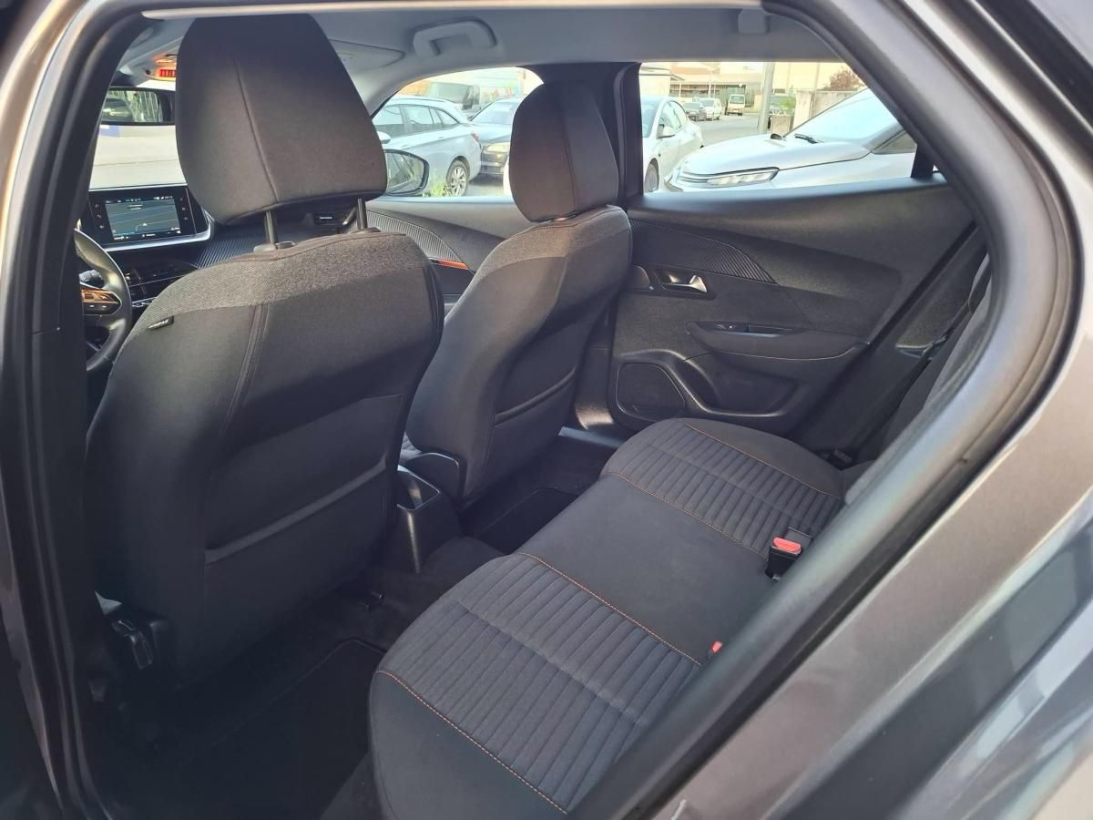 peugeot-2008-2022-gasolina-1199cc