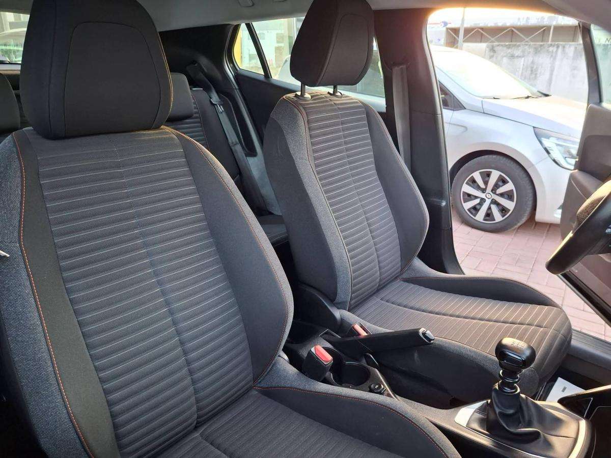 peugeot-2008-2022-gasolina-1199cc