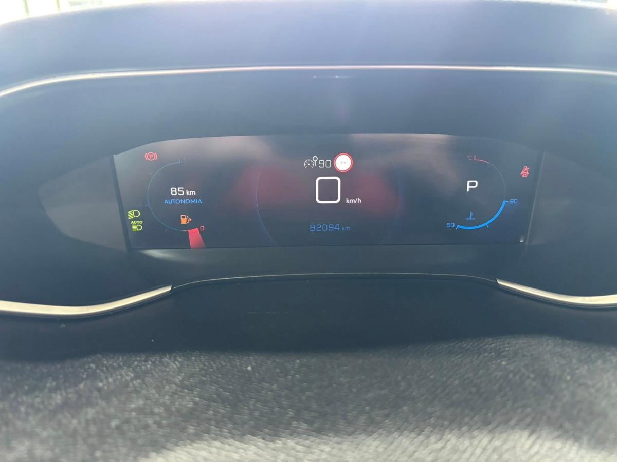 peugeot-308-2021-gasolina-1199cc