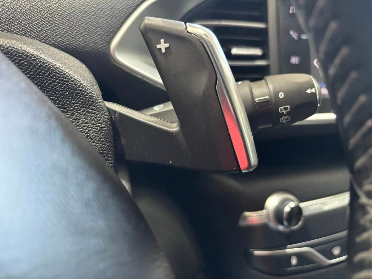 peugeot-308-2021-gasolina-1199cc