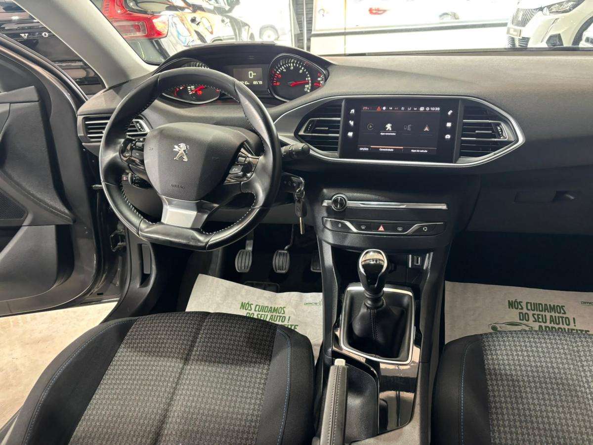 peugeot-308-2019-diesel-1499cc