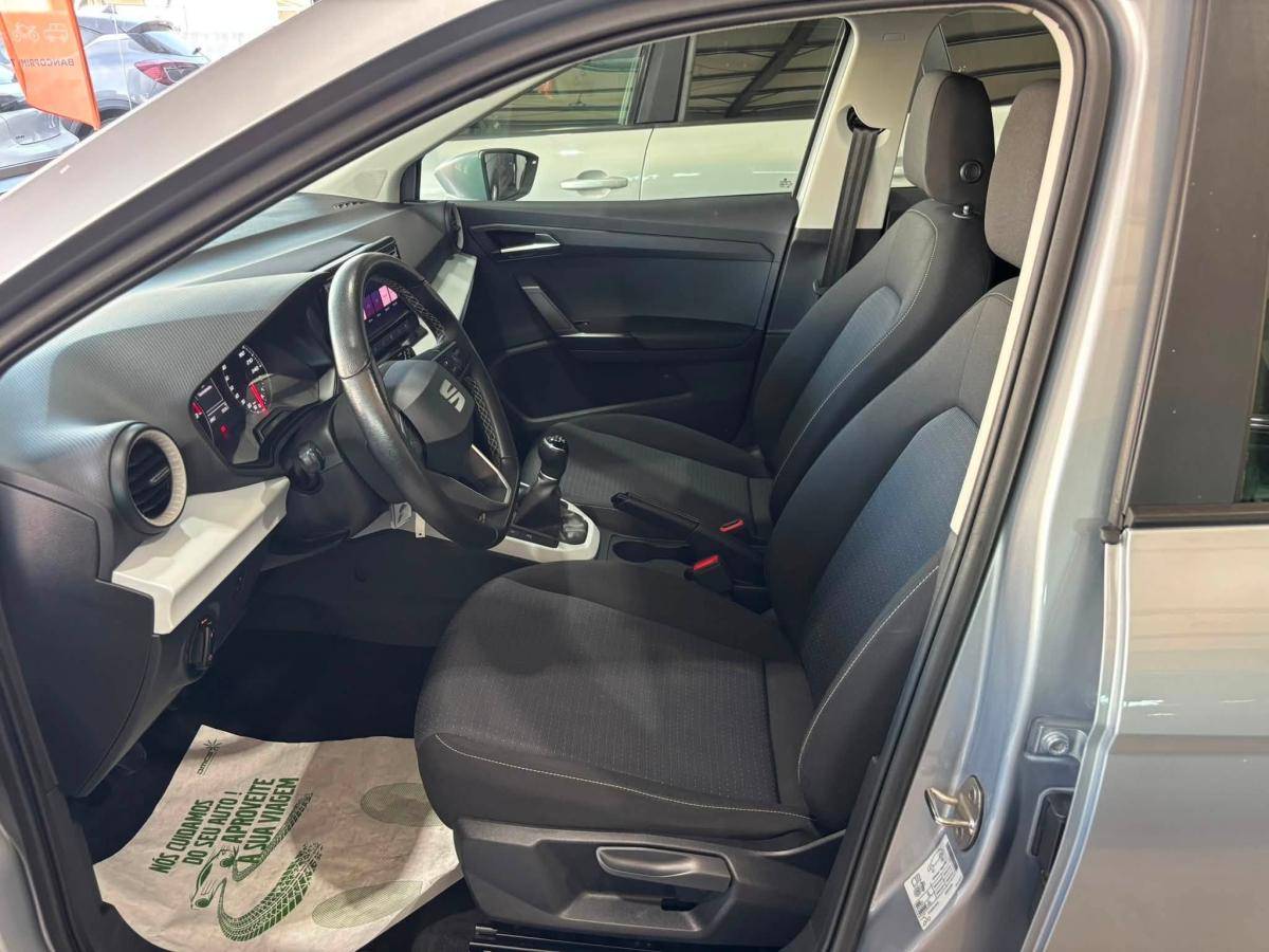 seat-arona-2022-gasolina-999cc
