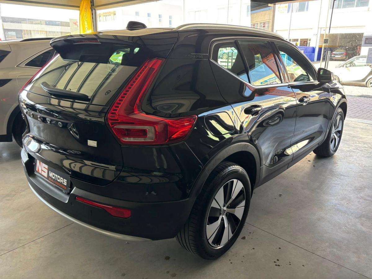 volvo-xc40-2022-hibrido-a-gasolina-1477cc