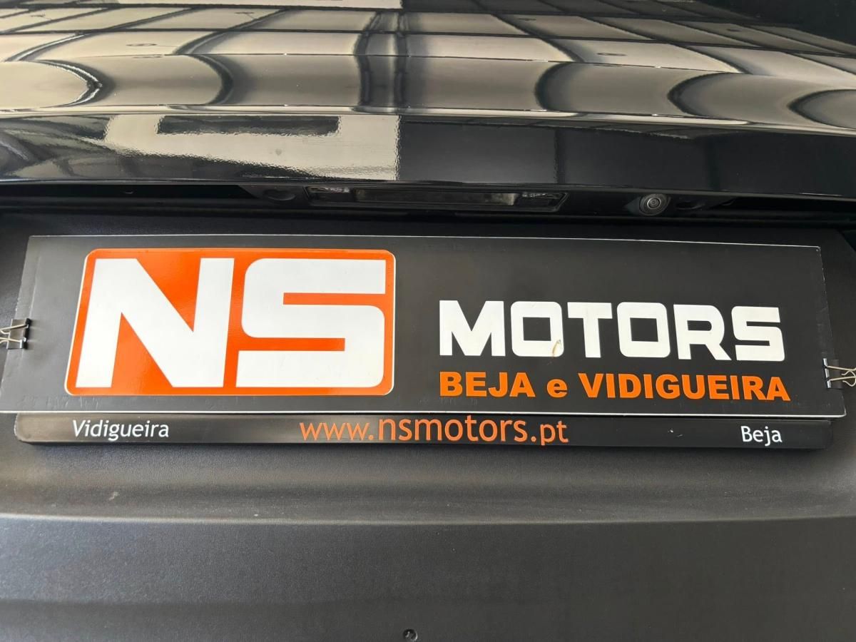 volvo-xc40-2022-hibrido-a-gasolina-1477cc