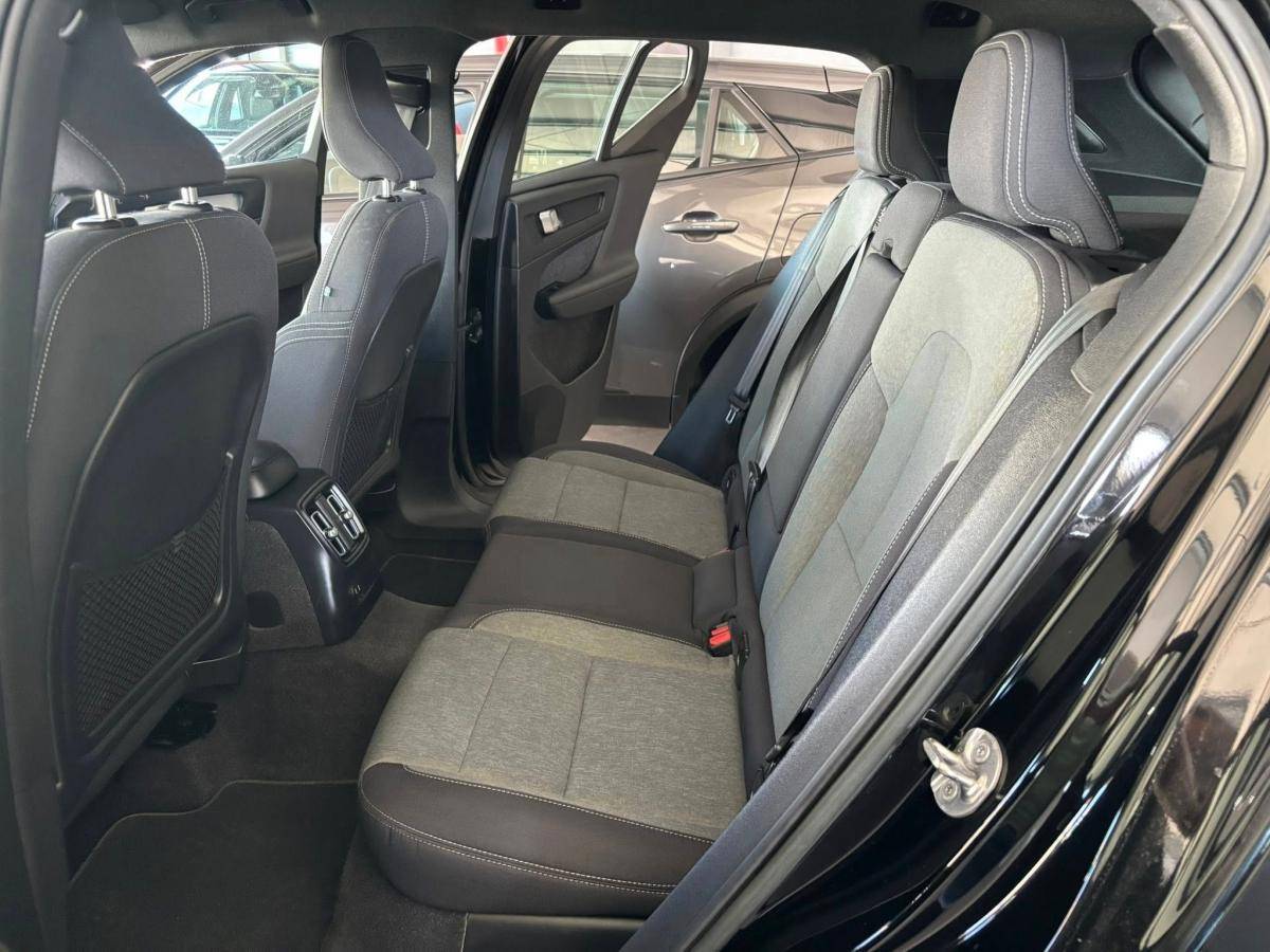 volvo-xc40-2022-hibrido-a-gasolina-1477cc