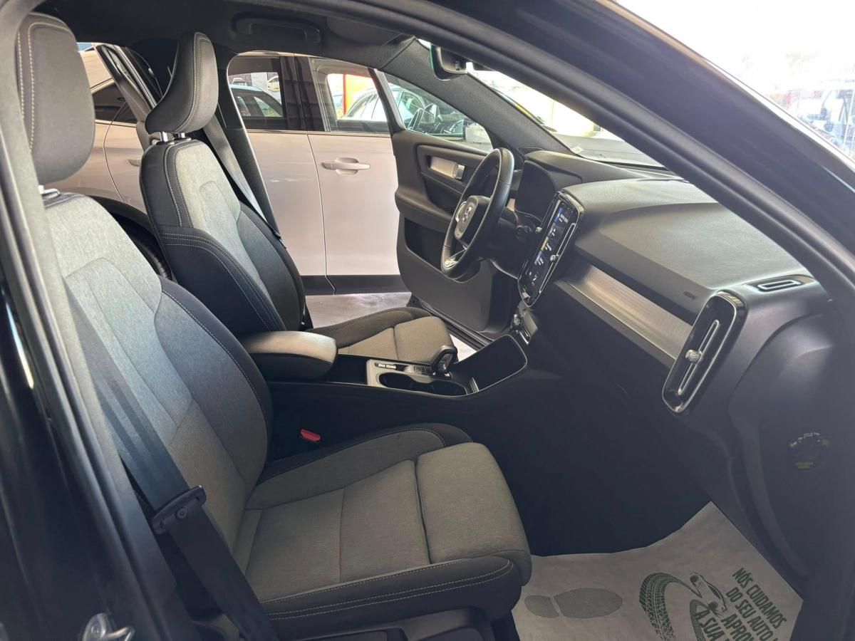 volvo-xc40-2022-hibrido-a-gasolina-1477cc