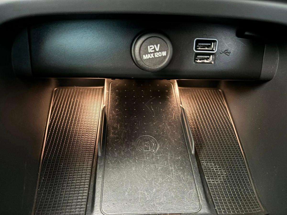volvo-xc40-2022-hibrido-a-gasolina-1477cc