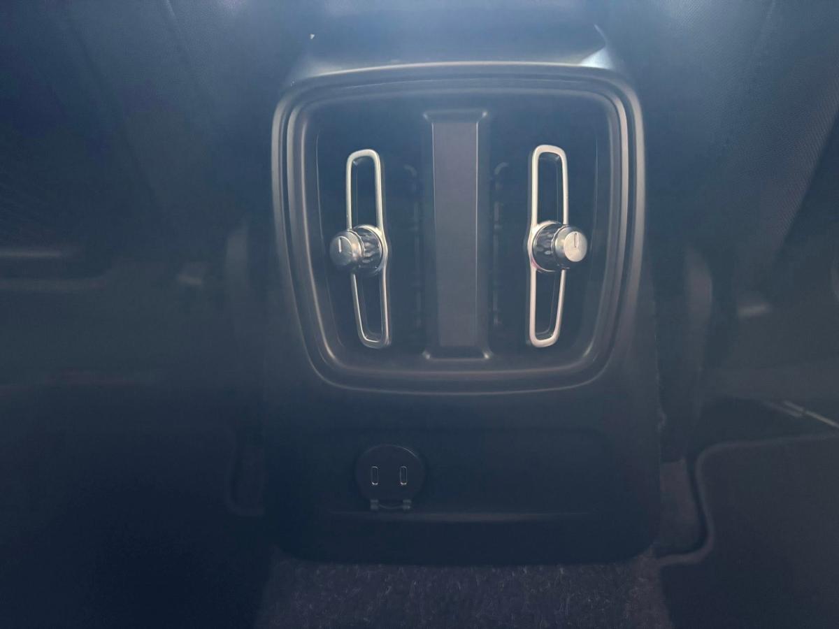 volvo-xc40-2021-hibrido-a-gasolina-1477cc