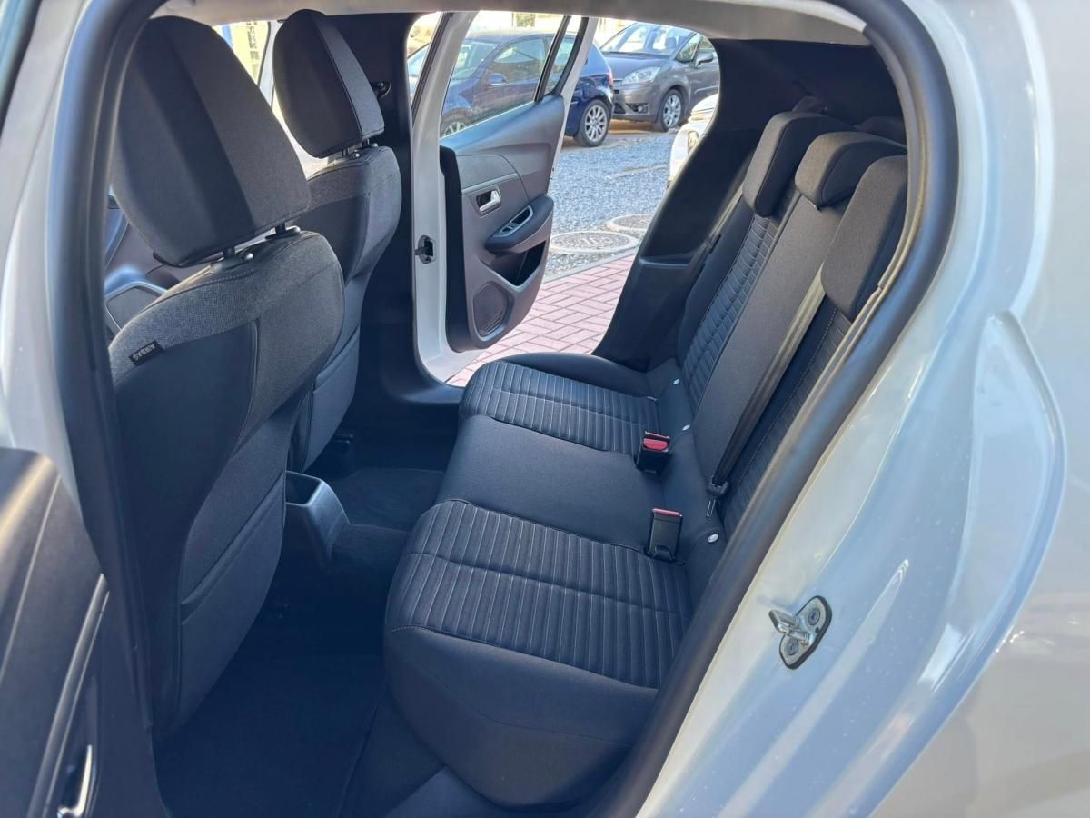 peugeot-208-2022-gasolina-1199cc