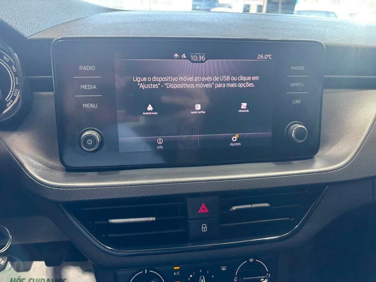 skoda-kamiq-2023-gasolina-999cc