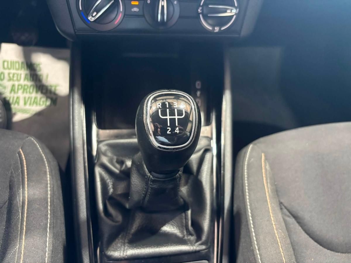 skoda-kamiq-2023-gasolina-999cc