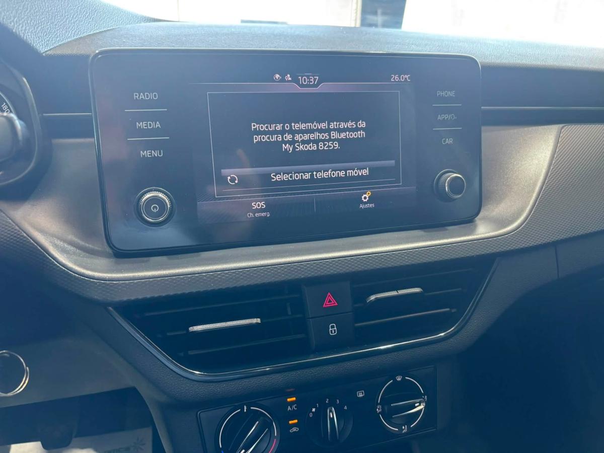 skoda-kamiq-2023-gasolina-999cc