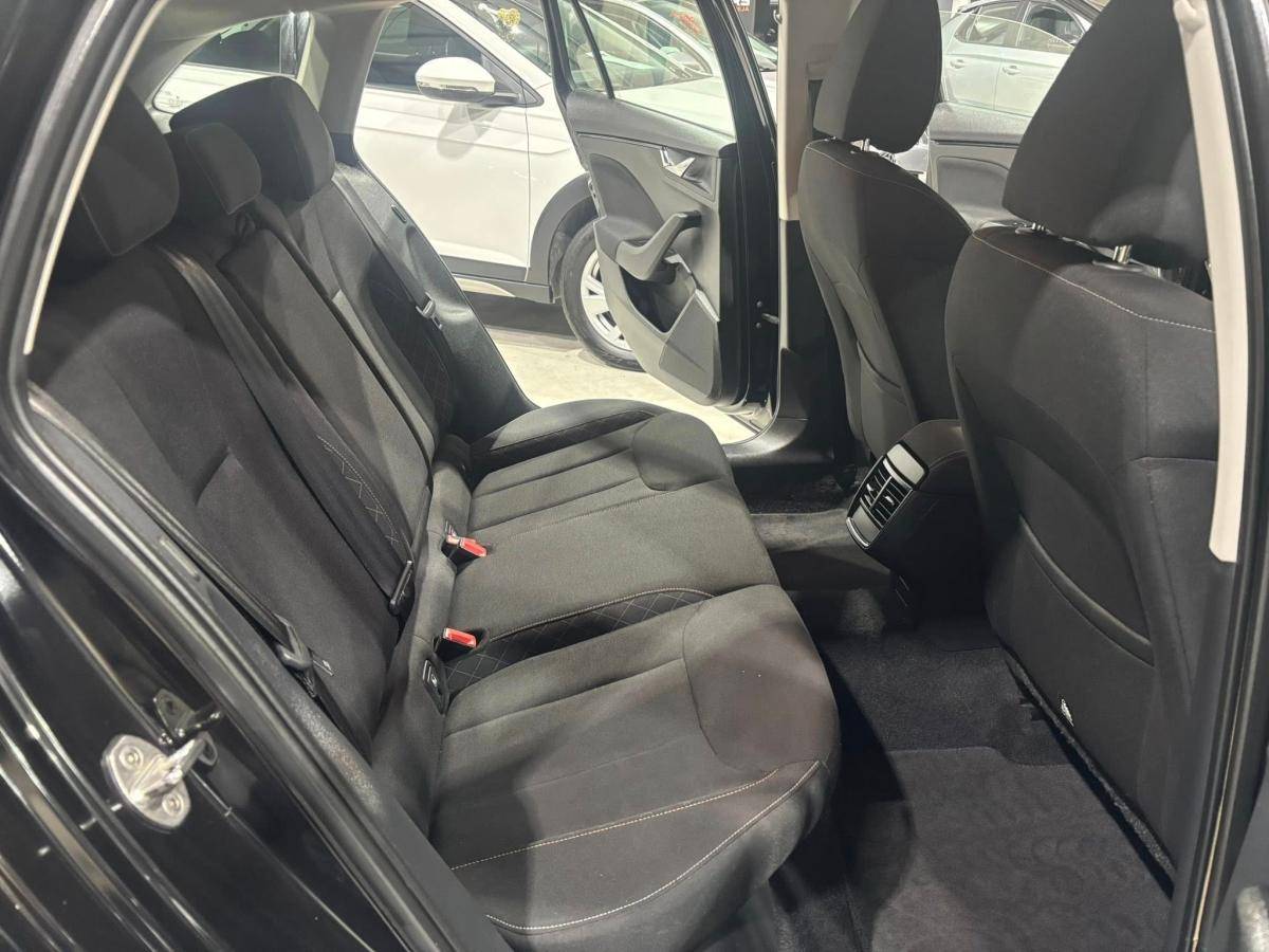 skoda-scala-2023-gasolina-999cc