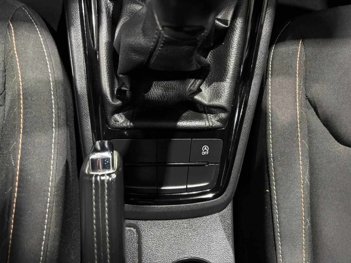 skoda-scala-2023-gasolina-999cc