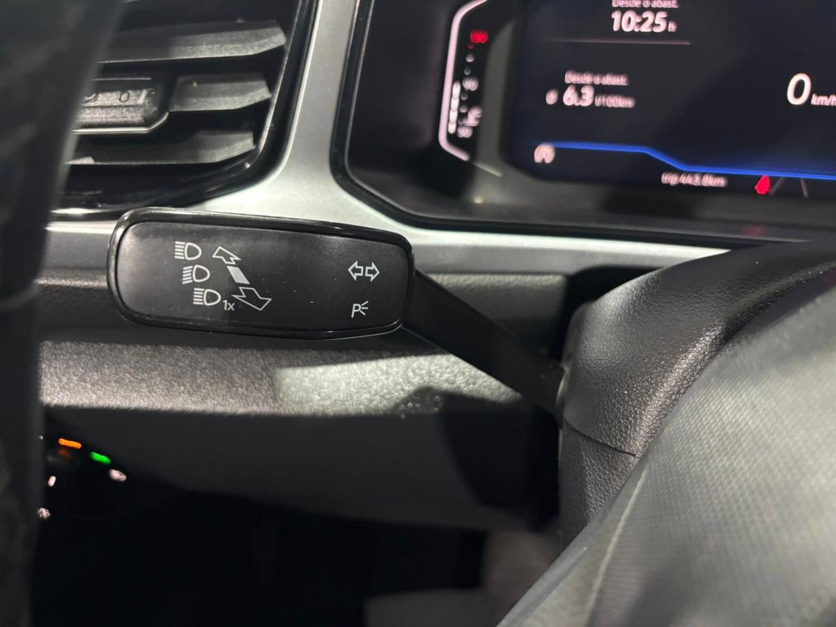 volkswagen-t-roc-2022-gasolina-999cc