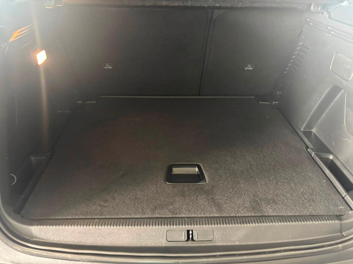 peugeot-3008-2022-gasolina-1199cc