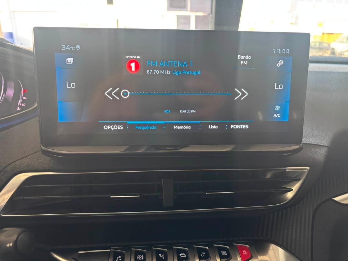peugeot-3008-2022-gasolina-1199cc