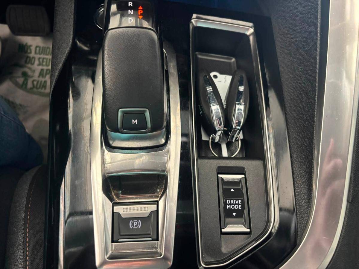 peugeot-3008-2022-gasolina-1199cc