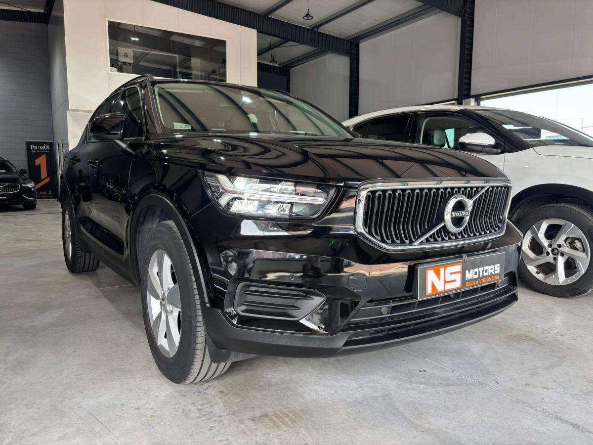 volvo-xc40-2022-gasolina-1477cc