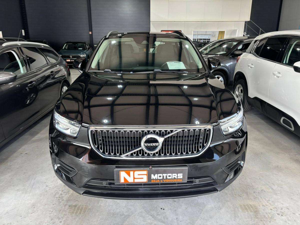 volvo-xc40-2022-gasolina-1477cc