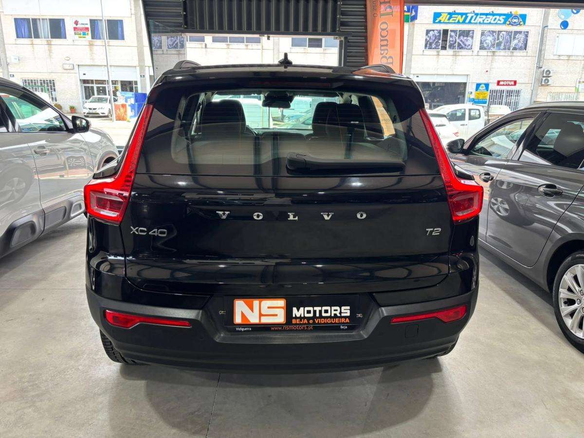 volvo-xc40-2022-gasolina-1477cc