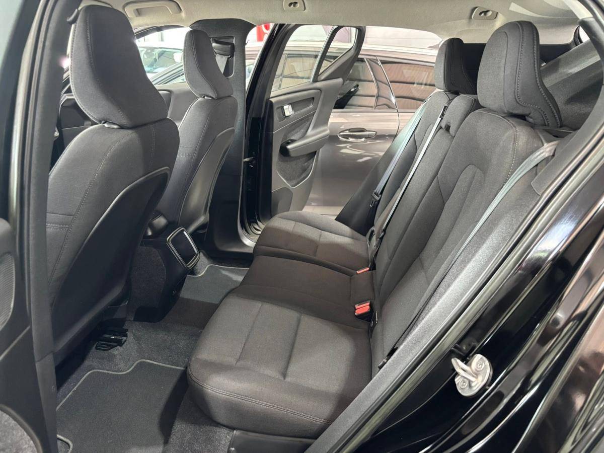 volvo-xc40-2022-gasolina-1477cc