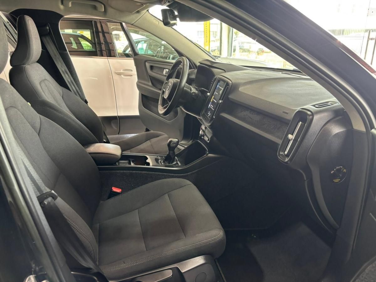 volvo-xc40-2022-gasolina-1477cc