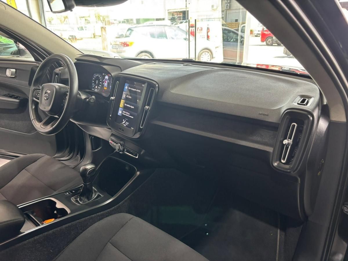 volvo-xc40-2022-gasolina-1477cc