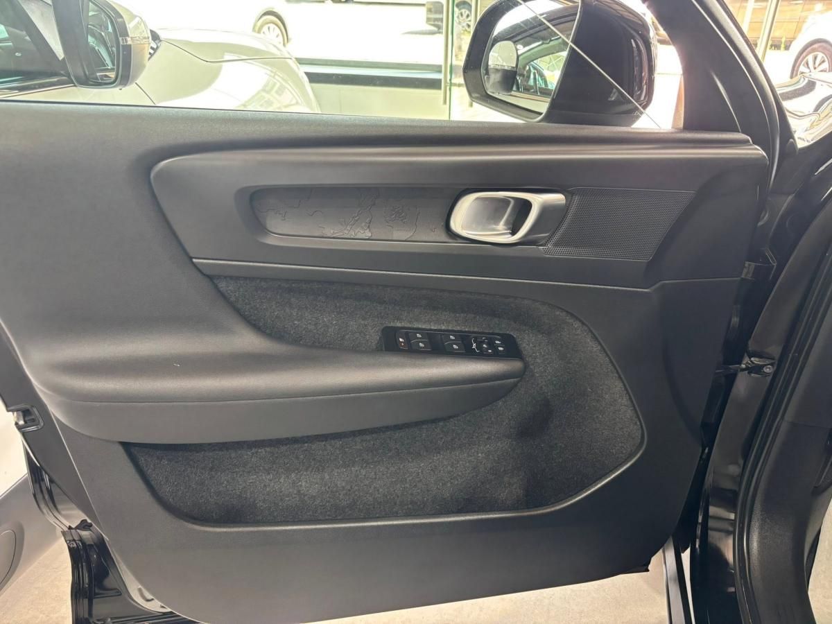 volvo-xc40-2022-gasolina-1477cc