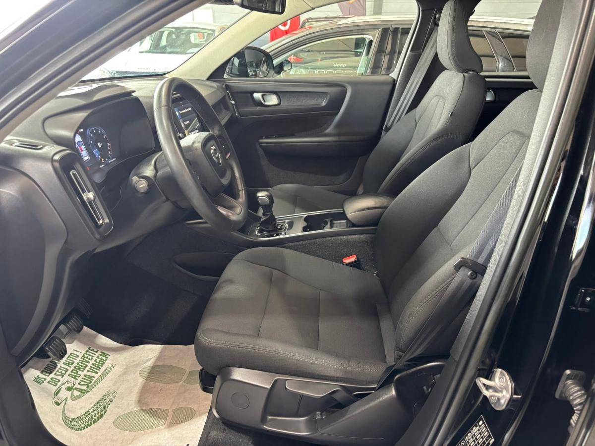 volvo-xc40-2022-gasolina-1477cc