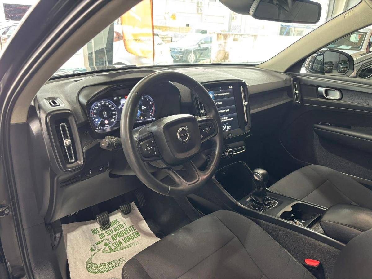 volvo-xc40-2022-gasolina-1477cc