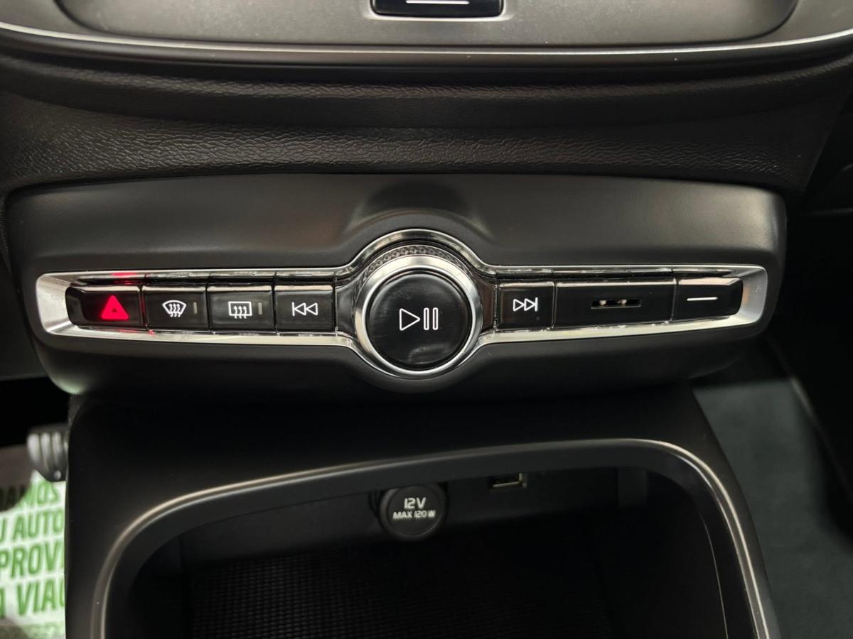 volvo-xc40-2022-gasolina-1477cc